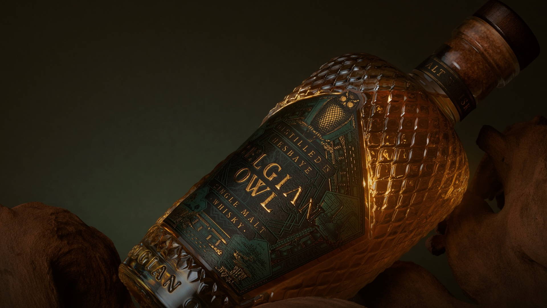 比利时猫头鹰酒包装设计及触觉瓶型设计