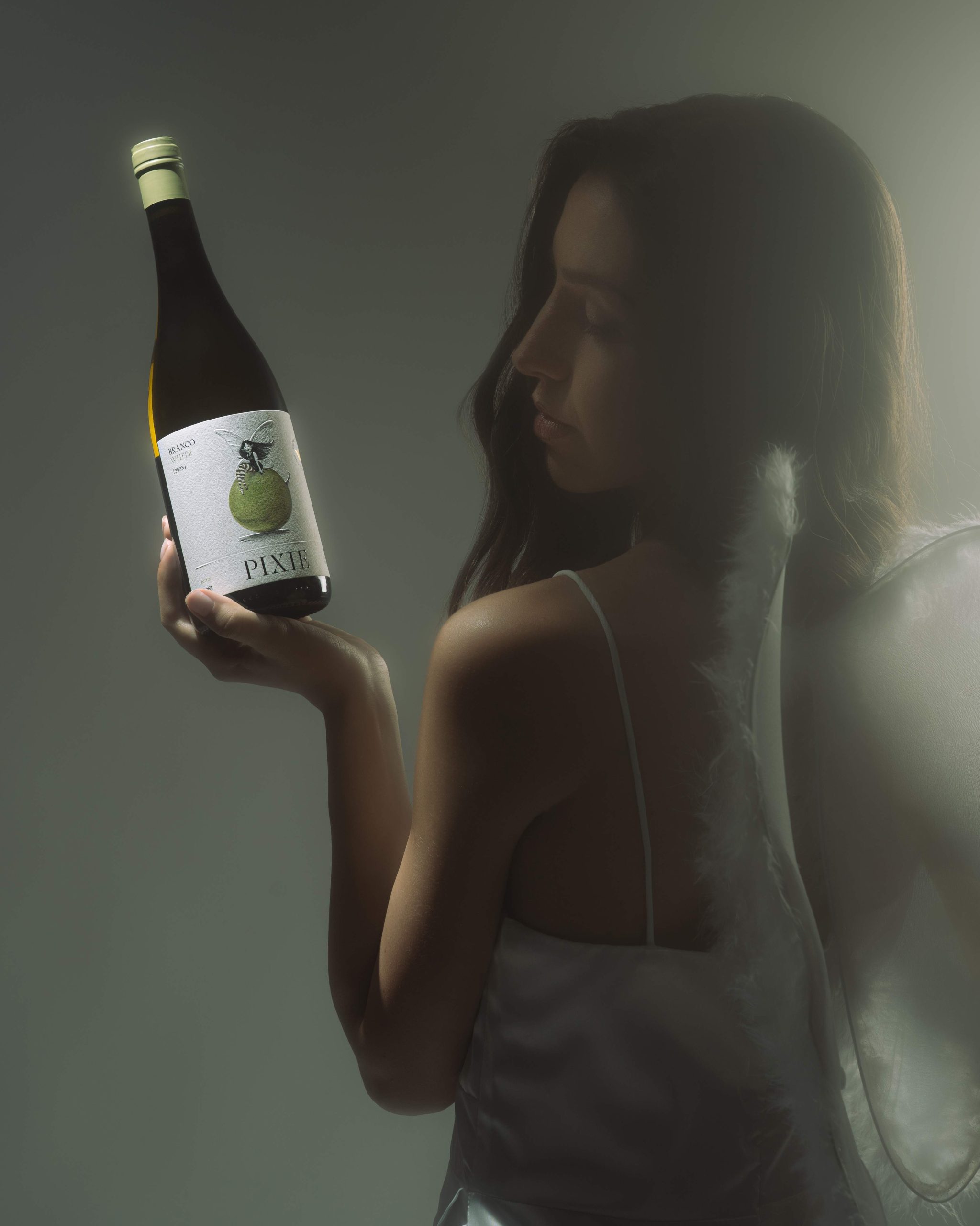 Pixie玫瑰葡萄酒‌包装设计欣赏学习