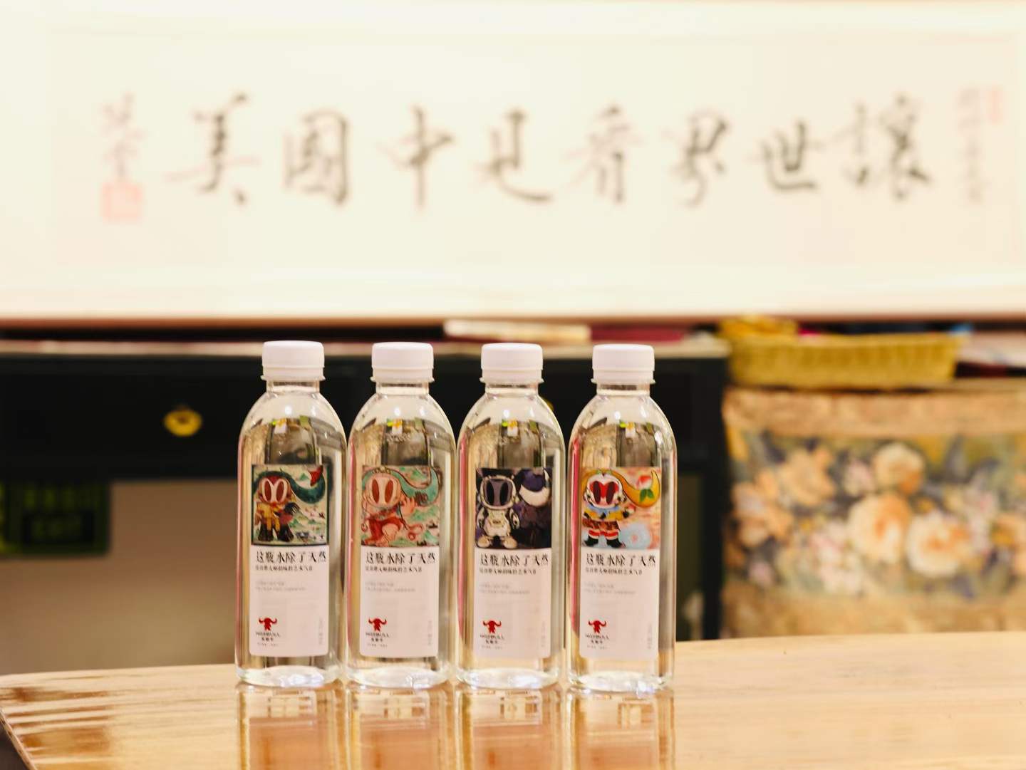 73岁赵雅芝压轴北京时装周,凤穿牡丹惊艳全场,岁月难掩东方风骨 73岁赵雅芝压轴北京时装周,凤穿牡丹惊艳全场,岁月难掩东方风骨